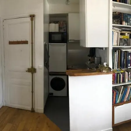 Ferienwohnung 2 Pieces Sous Les Toits 6 Personnes Calme Lumineux Equipe Paris Exterior foto